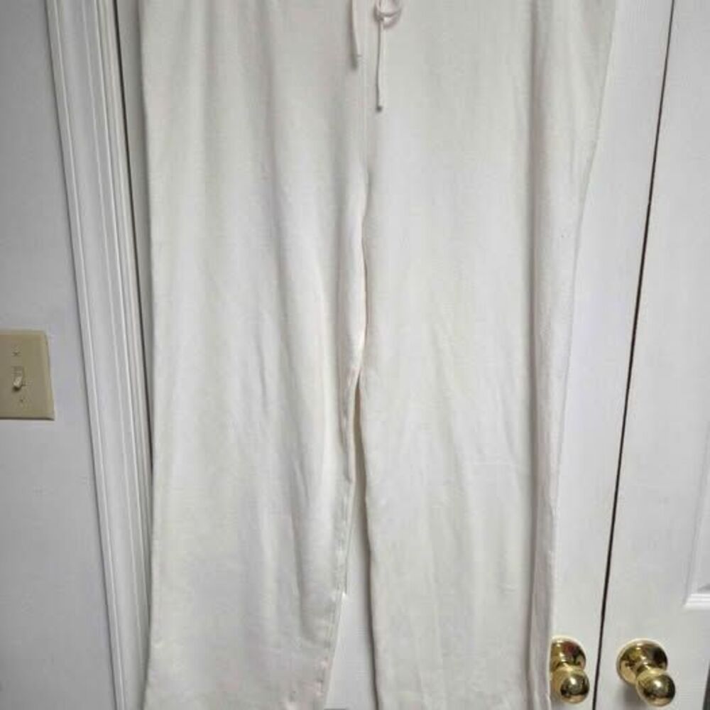 No Boundaries womens XL ivory sweater pants with blue stripes at waistband new